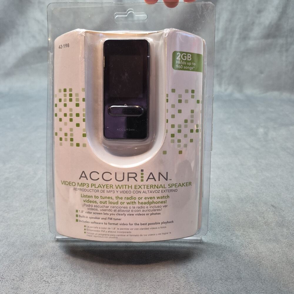 Radio Shack Accurian 2GB Video MP3 Player with External Speaker 42-198